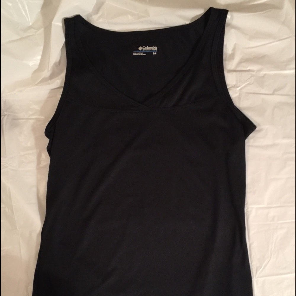 Columbia sleeveless black exercise tank. PS